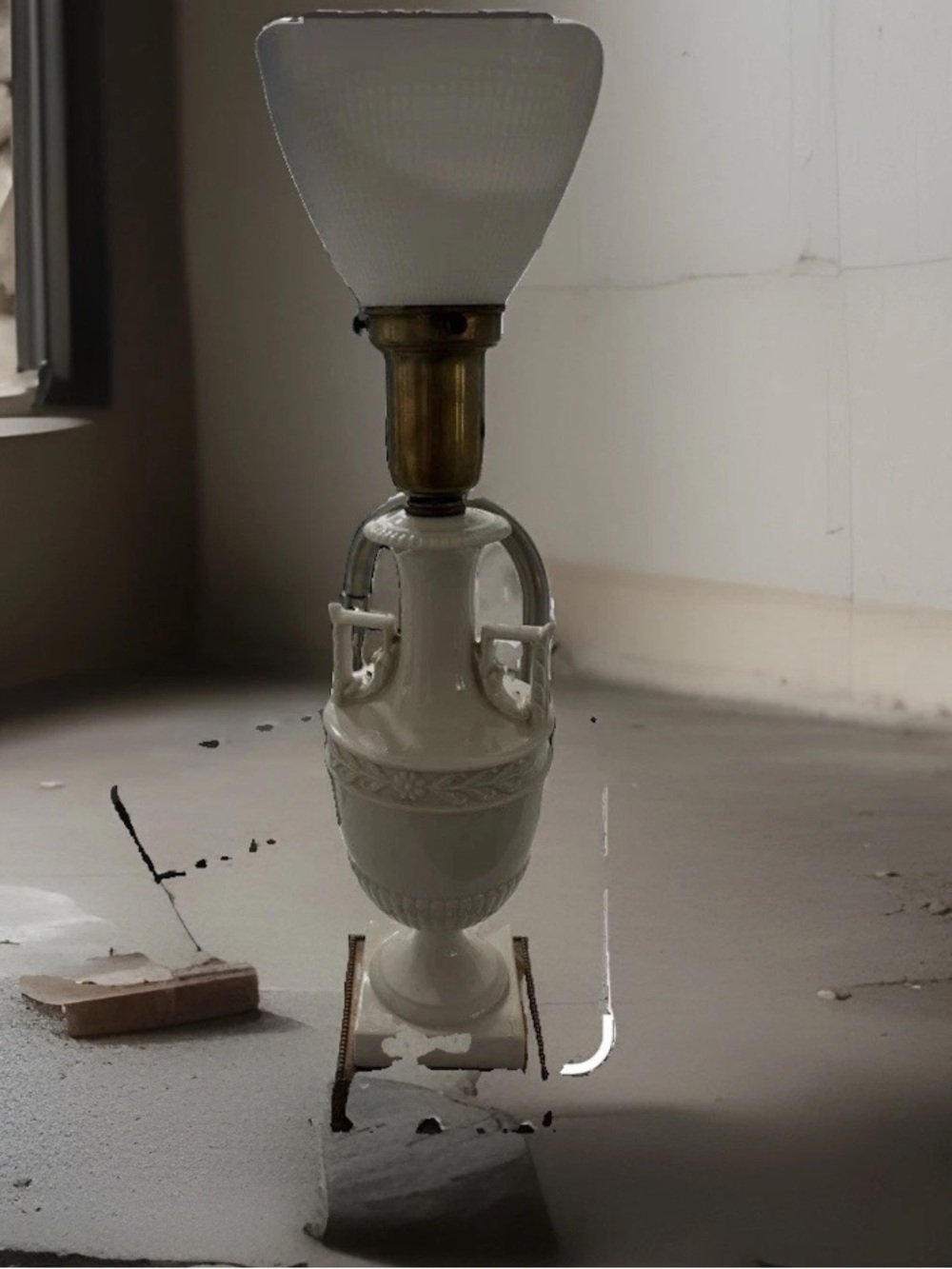 Classic White Ceramic Table Lamp with Brass Accent